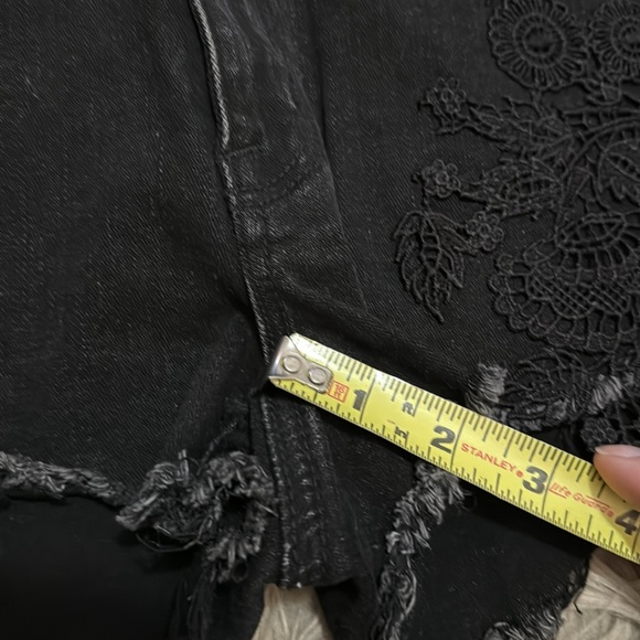 AE Hi Rise Shortie-Super Super Stretch-Black with Lace Embellishment-6-73 Cotton - Picture 6 of 14